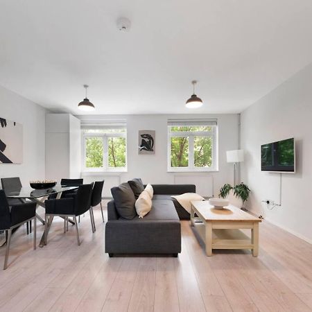2 Bed Apartment- Finsbury Park Station B 런던 외부 사진