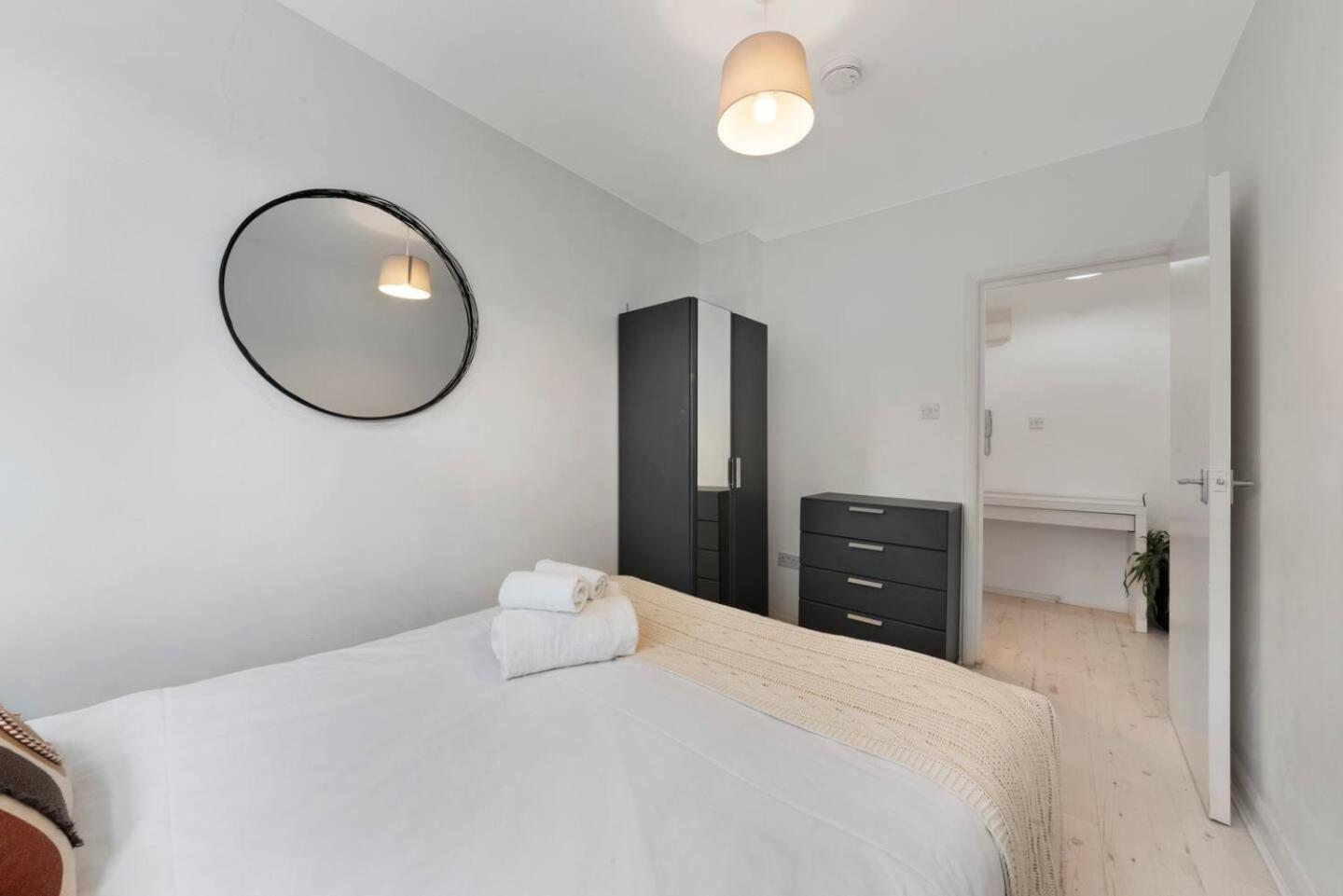 2 Bed Apartment- Finsbury Park Station B 런던 외부 사진