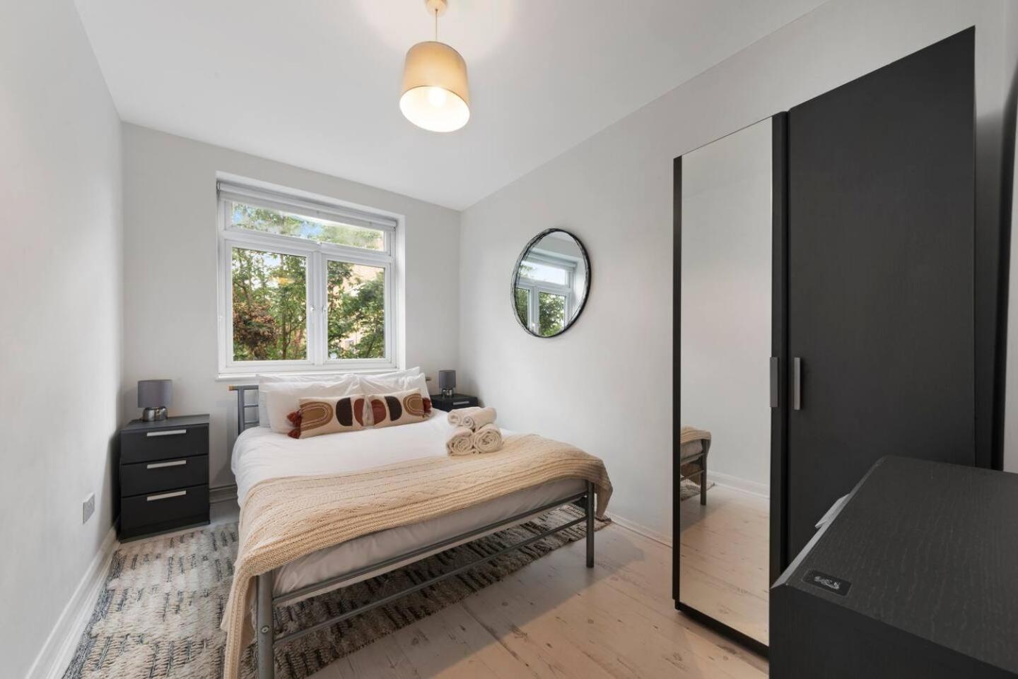 2 Bed Apartment- Finsbury Park Station B 런던 외부 사진