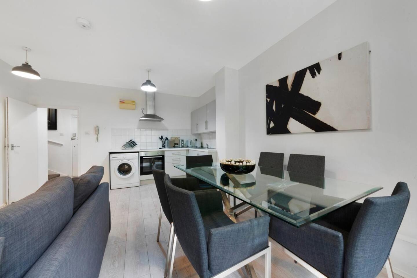 2 Bed Apartment- Finsbury Park Station B 런던 외부 사진